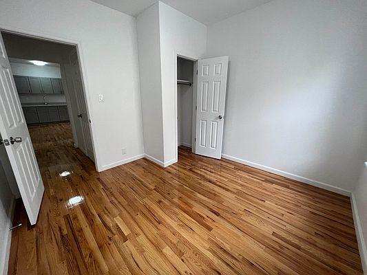 Foto del edificio - 1 bedroom in BRONX NY 10451