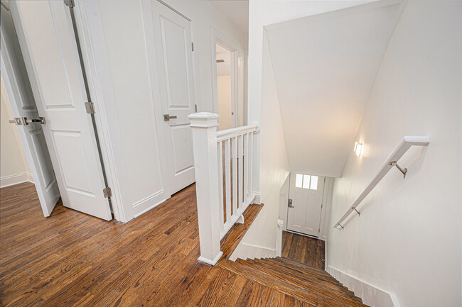 Building Photo - Baltimore Townhomes