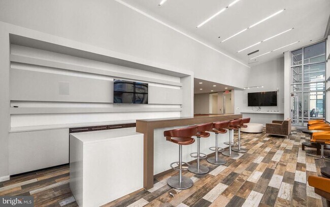 Foto del edificio - 6506 America Blvd