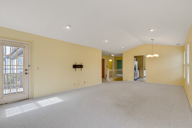 Foto del edificio - 164 White Branch Ct