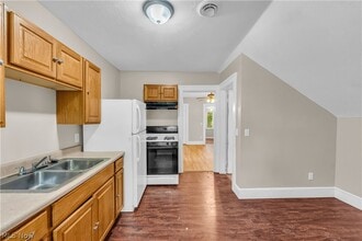 Building Photo - 2050 W 83rd St