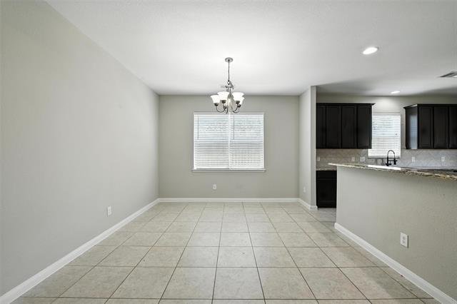 Foto del edificio - 2401 Fall Leaf Ct