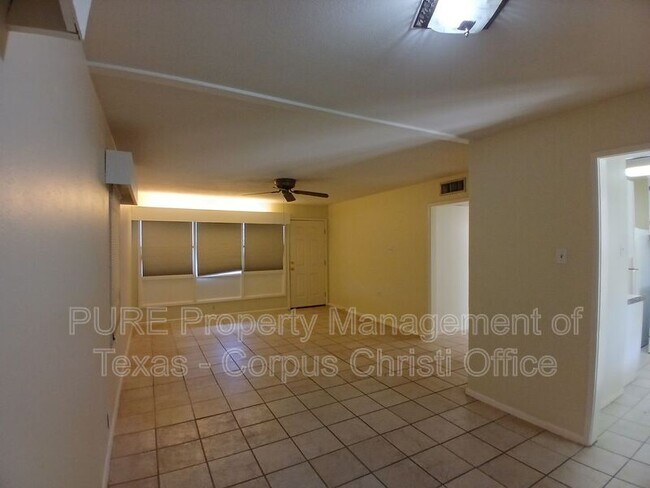 Foto del edificio - 4701 Prinston Dr
