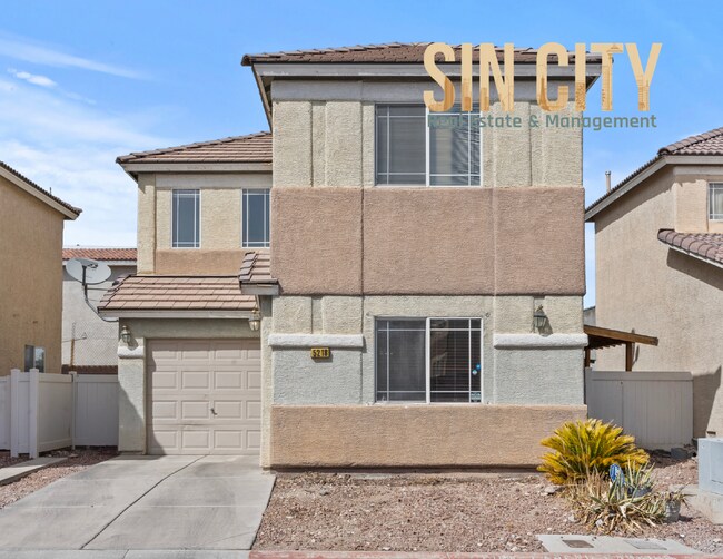 Building Photo - "Charming 3-Bedroom Retreat on Paradise Sk...