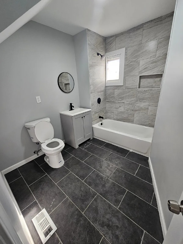 Photo - 2901 Wade Ave