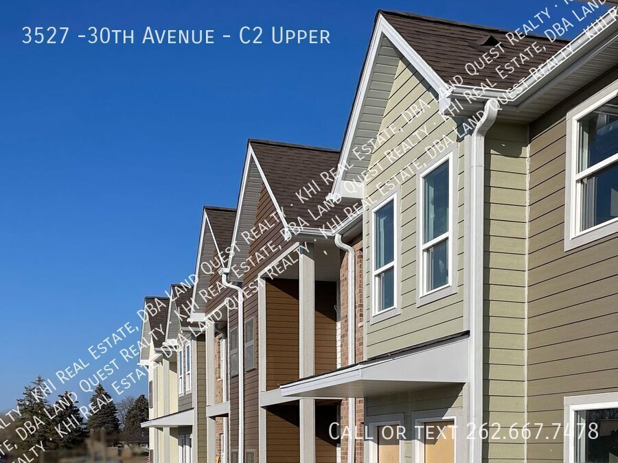 Primary Photo - 3527 -30th Avenue-C2 Upper