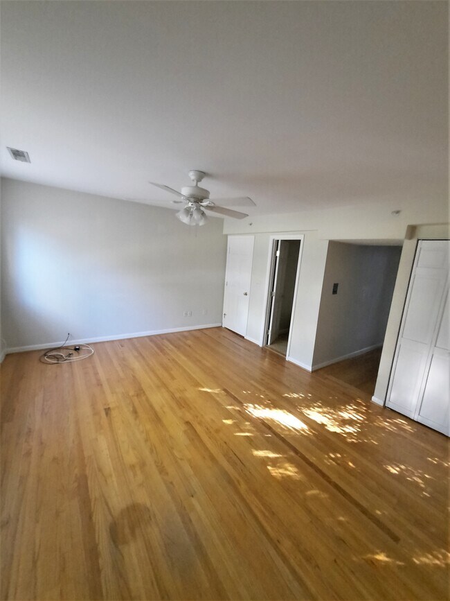 Foto del edificio - 3806 Hickory Ave