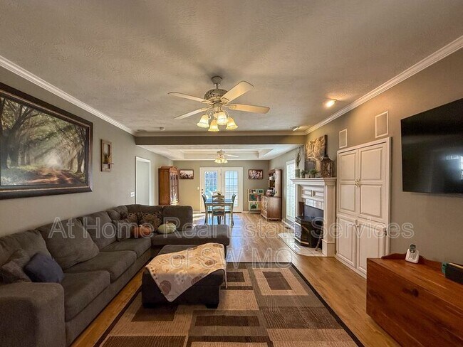 Foto del edificio - 2706 N Shady Cove