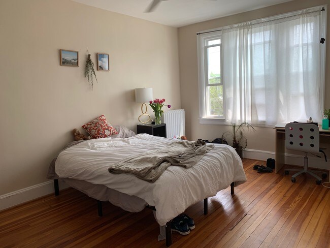 Foto del edificio - 3920 New Hampshire Ave NW