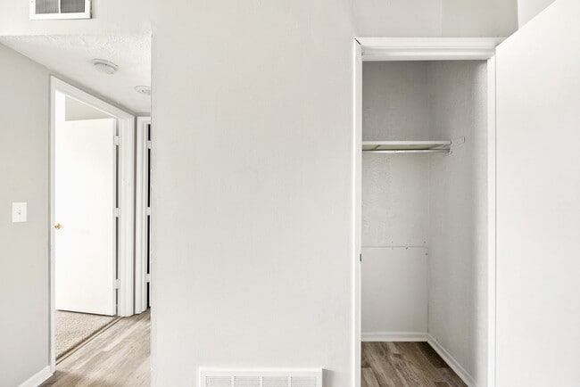 Interior Photo - Kings Highlands