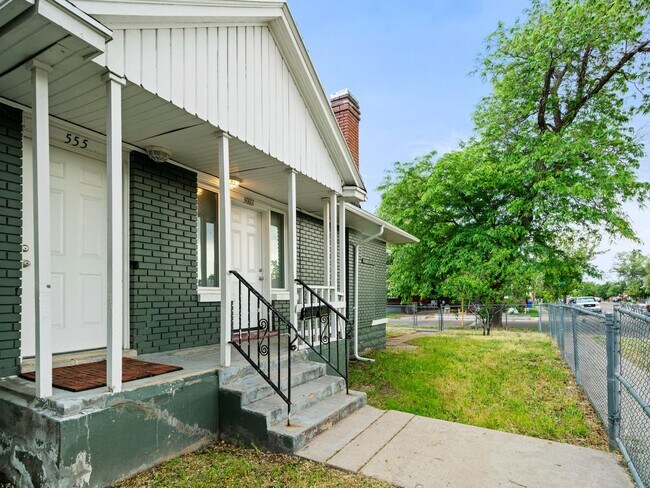 Foto del edificio - 3002 Porter Ave