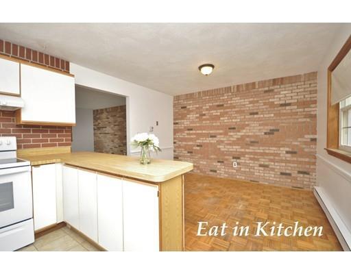 Building Photo - 207 Samoset St