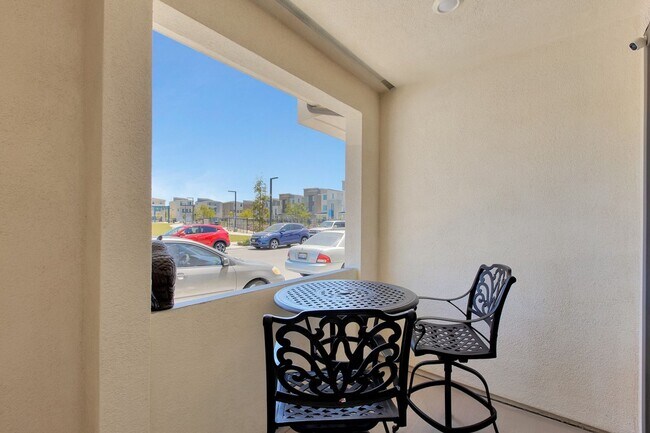 Foto del edificio - *** 3/3 STUNNING SMART HOME ***BEAUTIFUL N...
