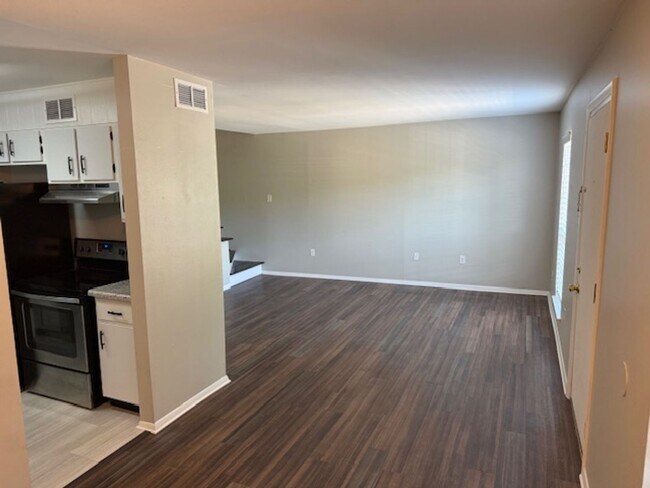 Photo - Newly Renovated Apartment