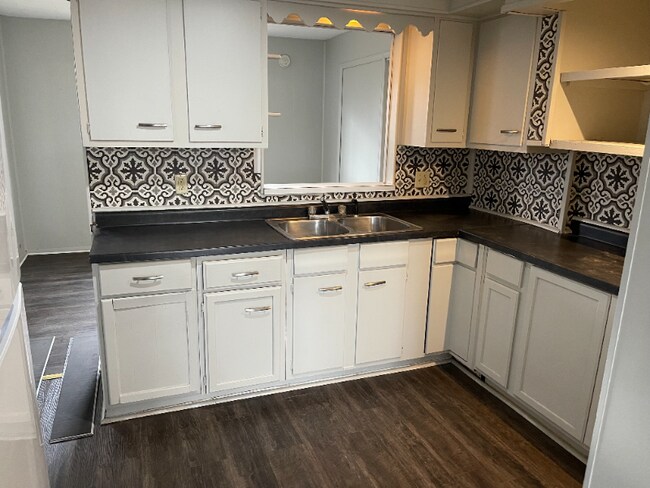 Foto del edificio - 5133 Wissman Rd