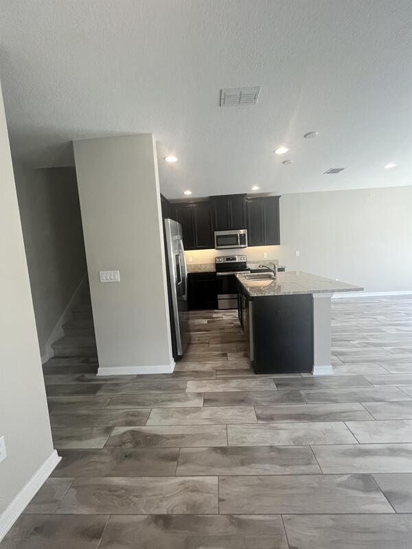 Building Photo - 1132 Flowing Tide Dr