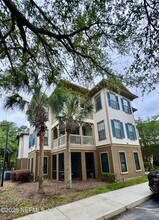 Building Photo - 12700 Bartram Park Blvd