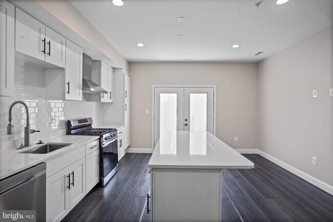 Foto del edificio - 1207 Clarkson St