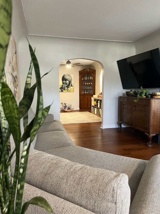 Foto del edificio - 251 S Quitman St