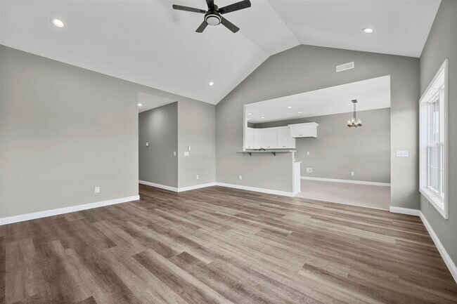 Foto del edificio - 451 White Dogwood Cir