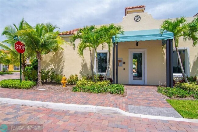 Foto del edificio - 1750 NW 124th Way
