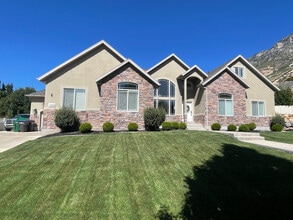 Building Photo - 1369 E 320 N