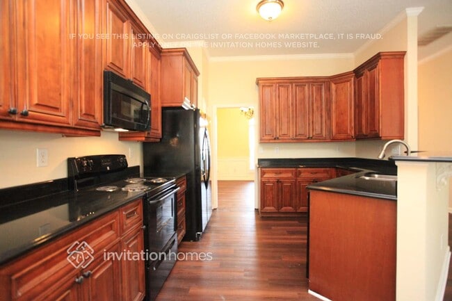 Foto del edificio - 5715 Branthurst Dr