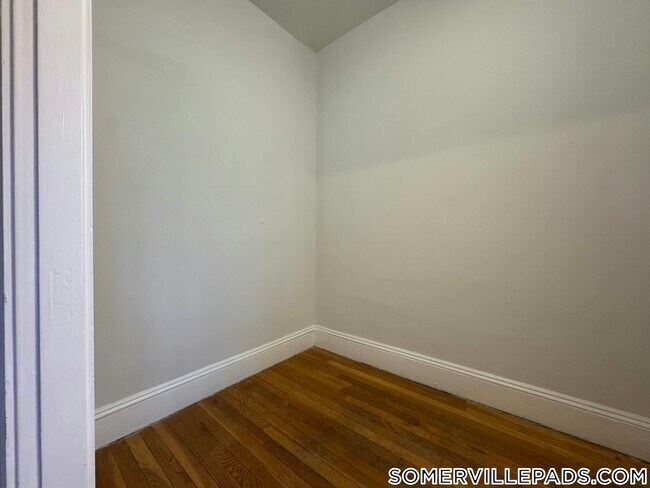 Foto del edificio - 136 Highland Ave