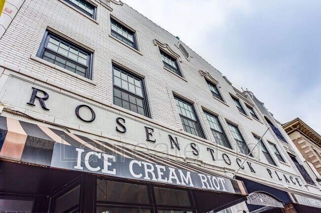 Building Photo - 1234 E Colfax Ave