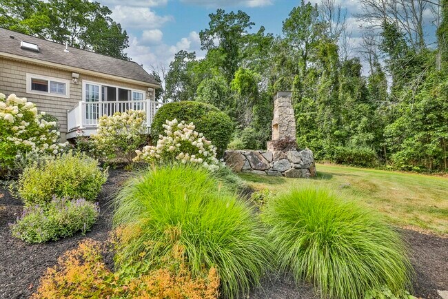 Foto del edificio - 24 Browns Ln