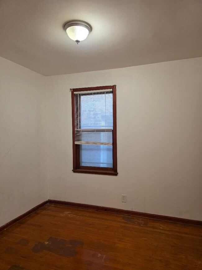 Foto del edificio - 2947 S Keeley St