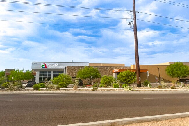 Foto del edificio - 3Bed/2Bath Home in Cave Creek! Move-In Rea...