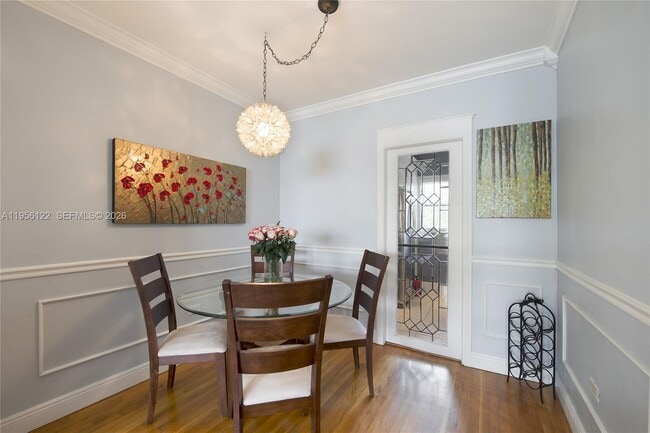 Foto del edificio - 36 Almeria Ave