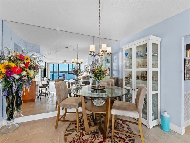 Foto del edificio - 7100 Sunshine Skyway Ln S