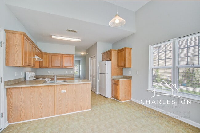 Foto del edificio - 198 Grand Oaks Dr