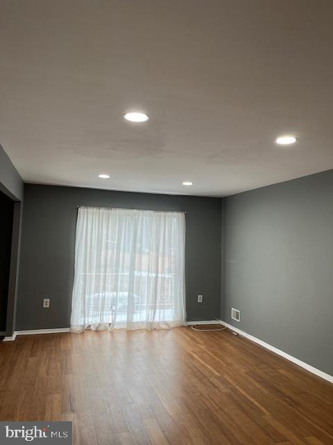 Foto del edificio - 7001 Blue Bird Ct