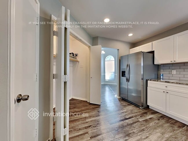 Foto del edificio - 726 W Willow Oak Dr