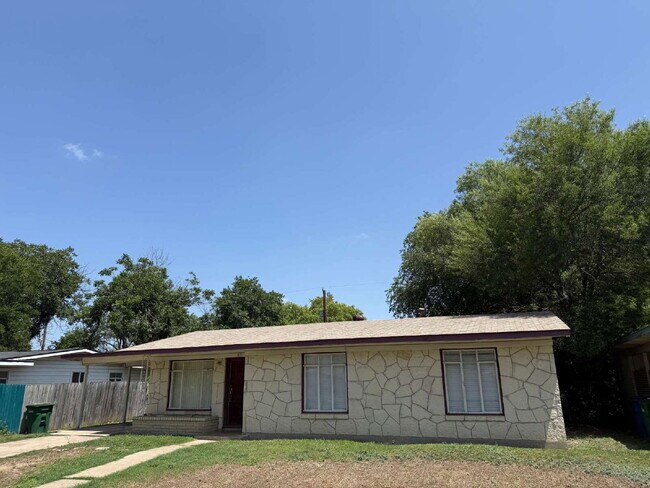 Building Photo - 5239 Woodbrook-