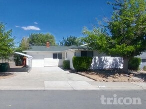 Building Photo - 3310 Heights Dr