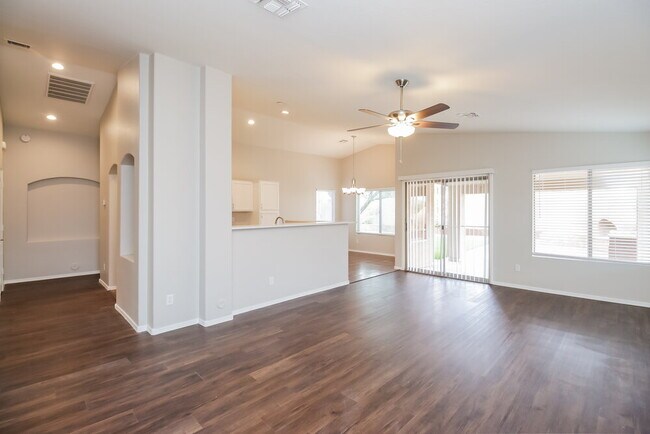 Foto del edificio - 11142 E Catalina Ave