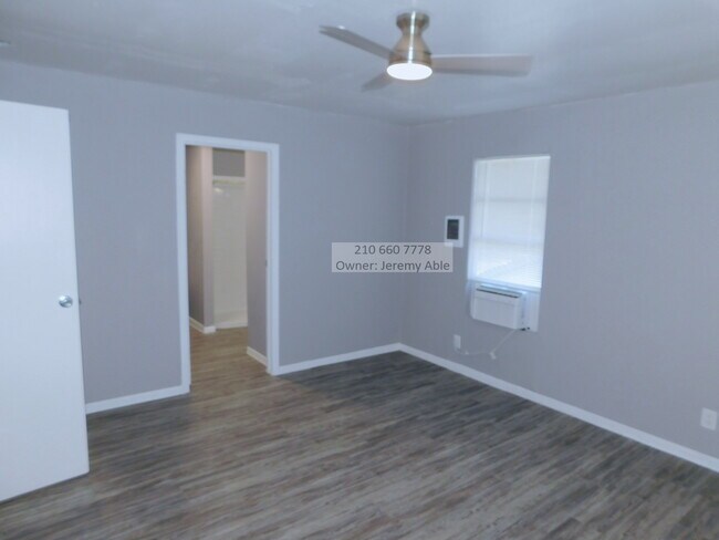 Building Photo - 1107 Clower