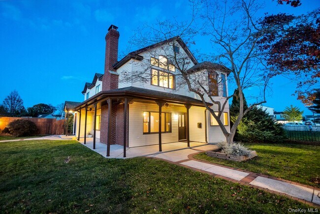 Foto del edificio - 8 Pearl St