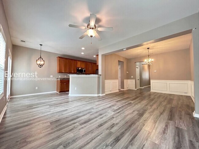 Foto del edificio - 1831 Willow Branch Ln