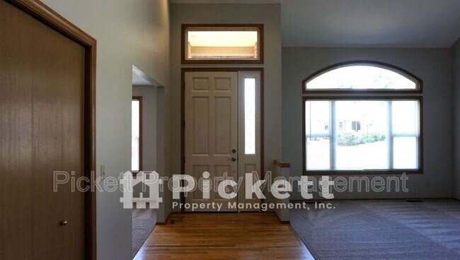 Building Photo - 12443 Mt Worthington Loop NW