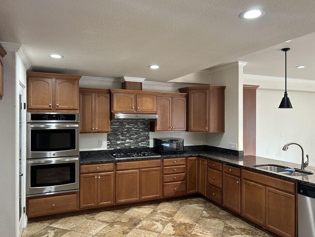 Foto del edificio - 2260 Fruitland Ave