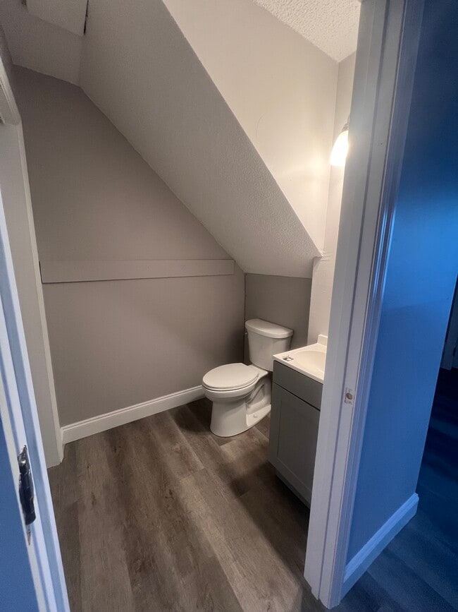 Building Photo - 601 Blueberry Hills Rd NE