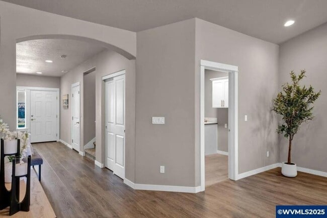 Building Photo - 2753 NW Dover Ave