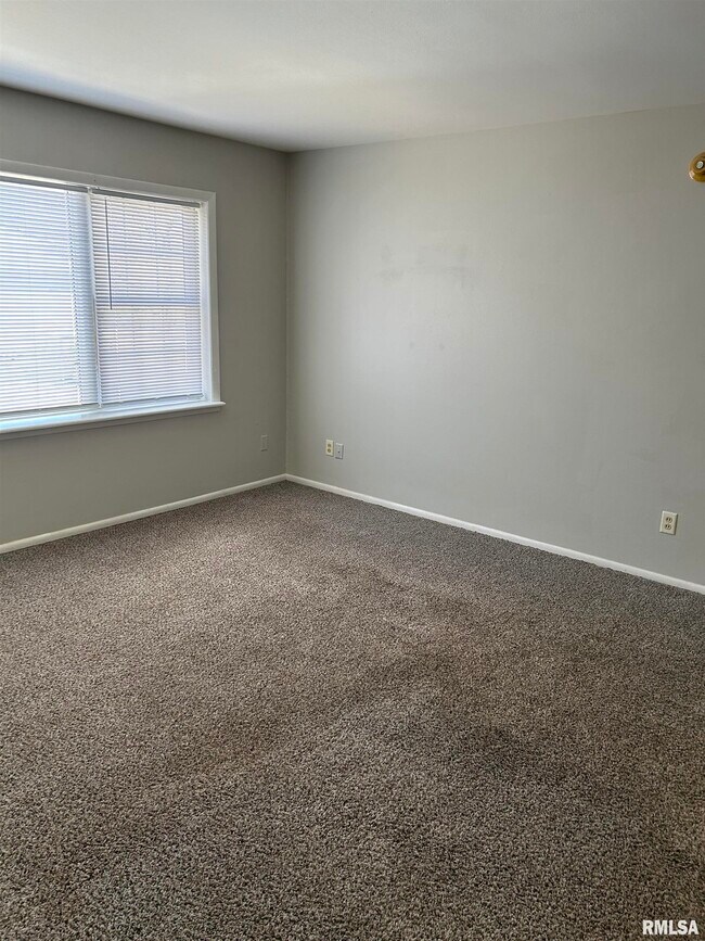 Foto del edificio - 228 E Oak Cliff Ct