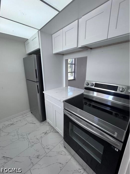 Building Photo - 2213 Gardenia Way
