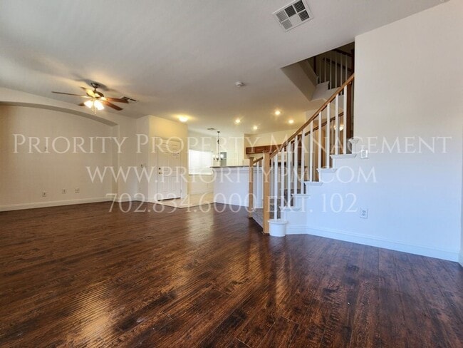 Building Photo - ~BEAUTIFUL ELKHORN HIGH NOON CONDO! FRESHL...